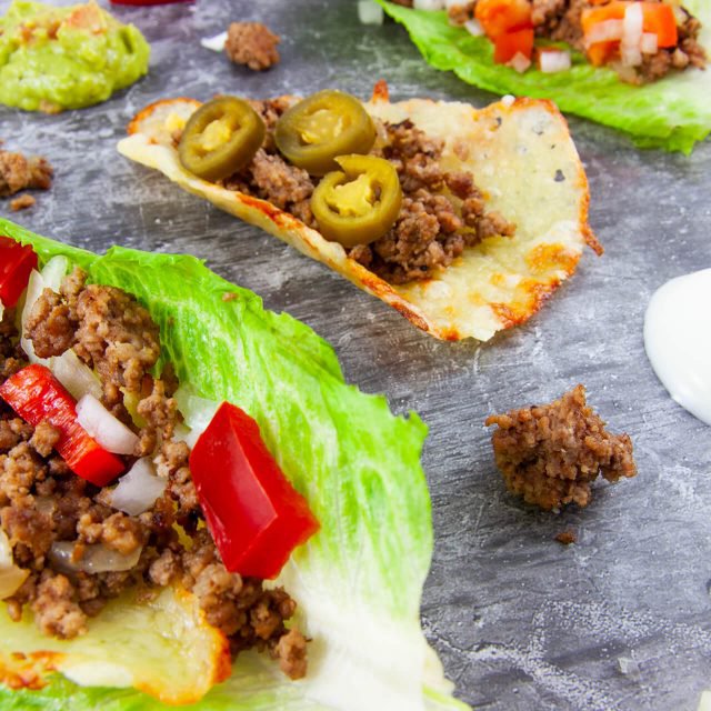 Low Carb Rezept: Käse-Salat-Tacos